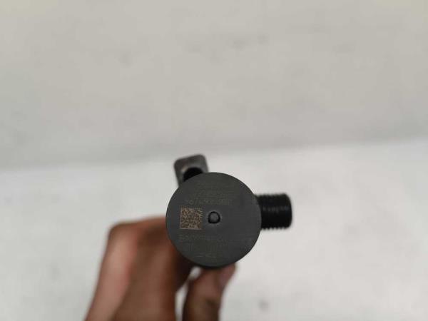 INJECTEUR CITROEN/ PEUGEOT/ FORD 2.0HDI 2.0TDCI BLUEHDI - Vue 3